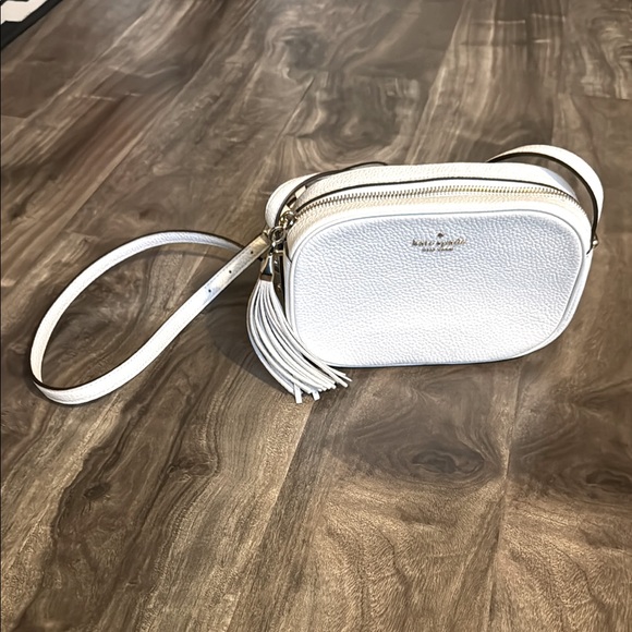 kate spade Handbags - Kate Spade White Purse